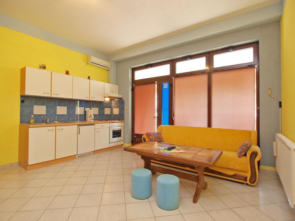 Apartments Denis 19 Fažana Eksteriør bilde