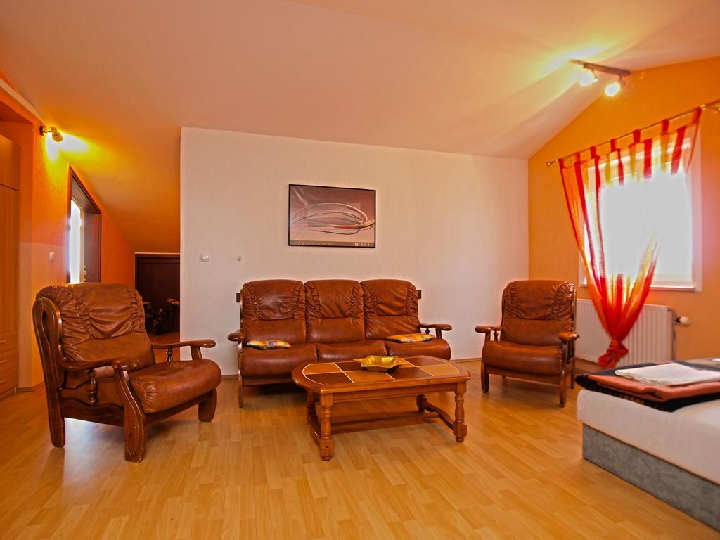 Apartments Denis 19 Fažana Eksteriør bilde