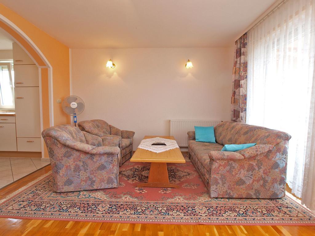 Apartments Denis 19 Fažana Eksteriør bilde